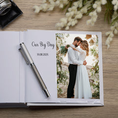 Mr and Mrs Wedding Hearts White Photo Album Gift For 50 x 6 by 4 Photos