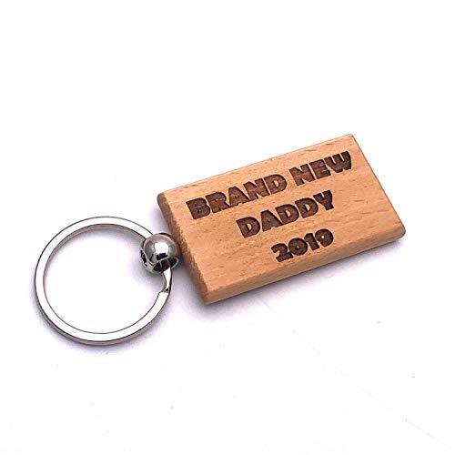 Brand New Daddy Engraved Wooden Keyring Gift - ukgiftstoreonline