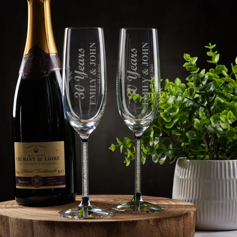 ukgiftstoreonline Personalised 30th Anniversary Pair of Crystal Filled Champagne Flutes